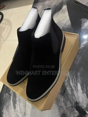 Seude Chelsea Boots