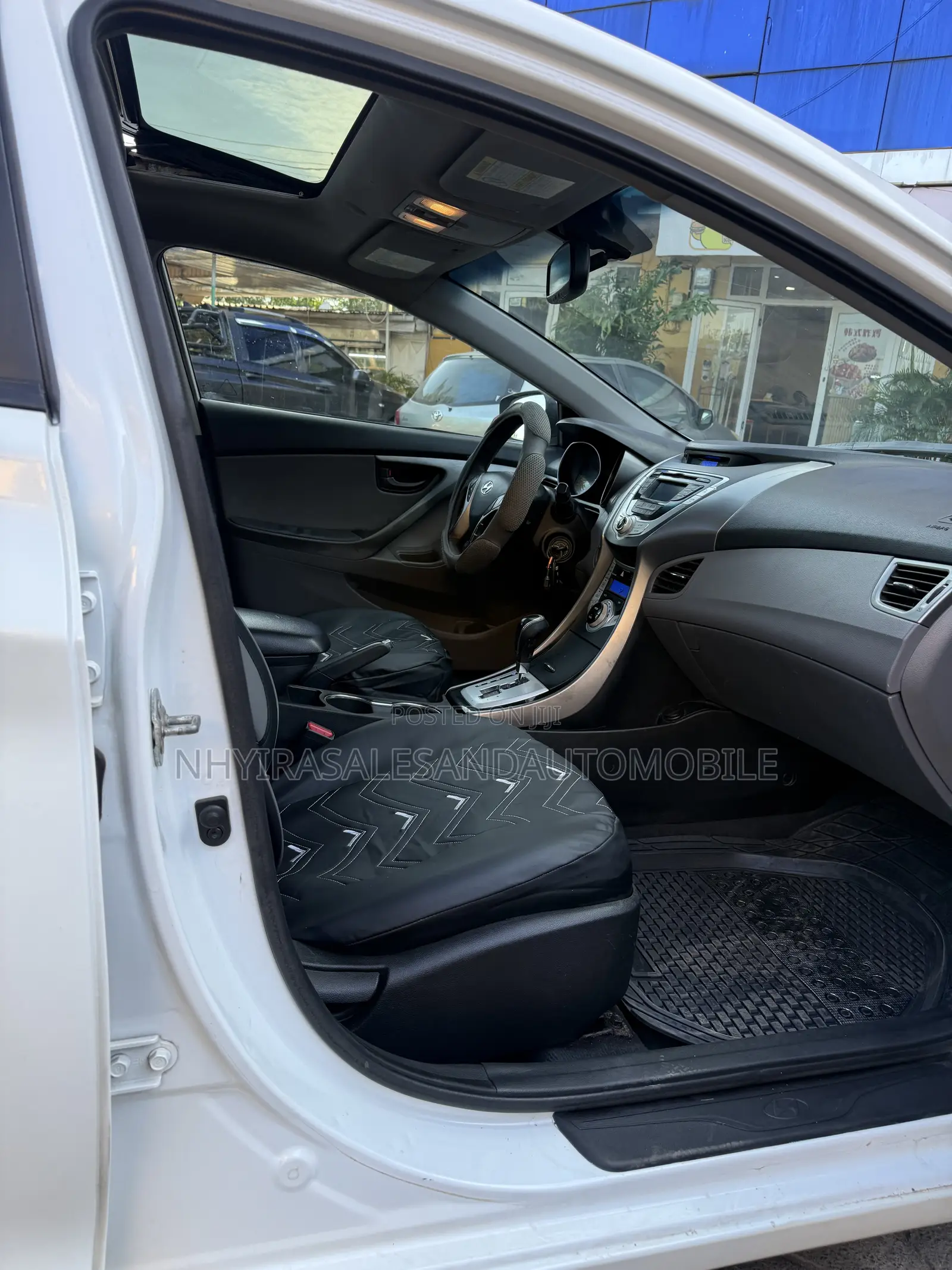 Hyundai Elantra GLS Sedan FWD (1.8L 4cyl 6M) 2013 Gray