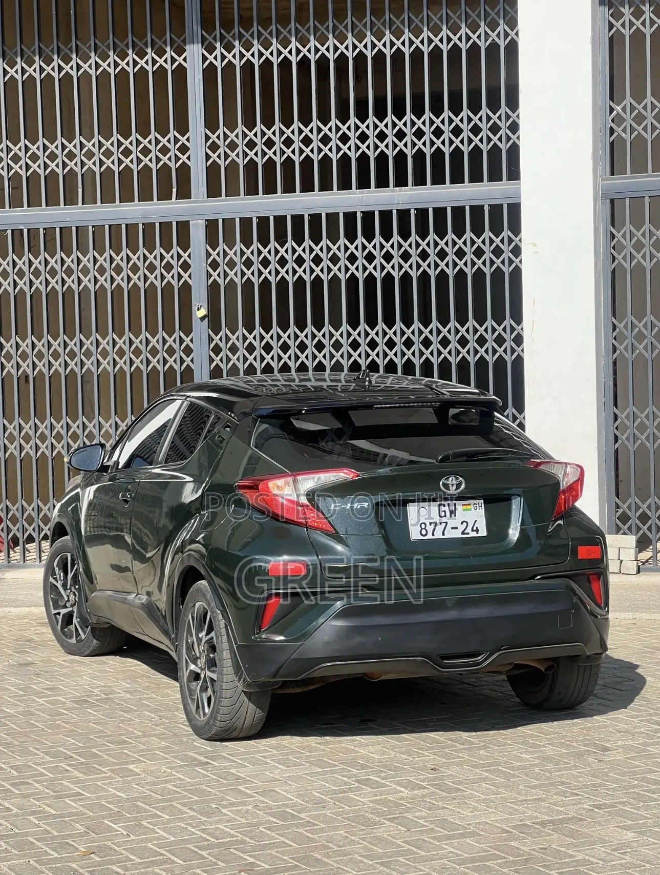 Toyota C-HR XLE Prermium FWD (2.0L 4cyl 2AM) 2018 Green