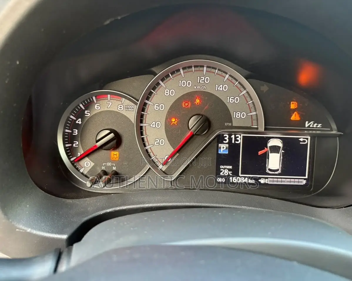 Toyota Vitz 2016 Blue
