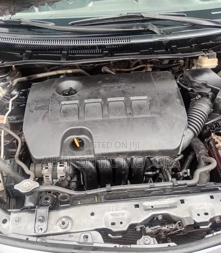Toyota Corolla 2010 Gray