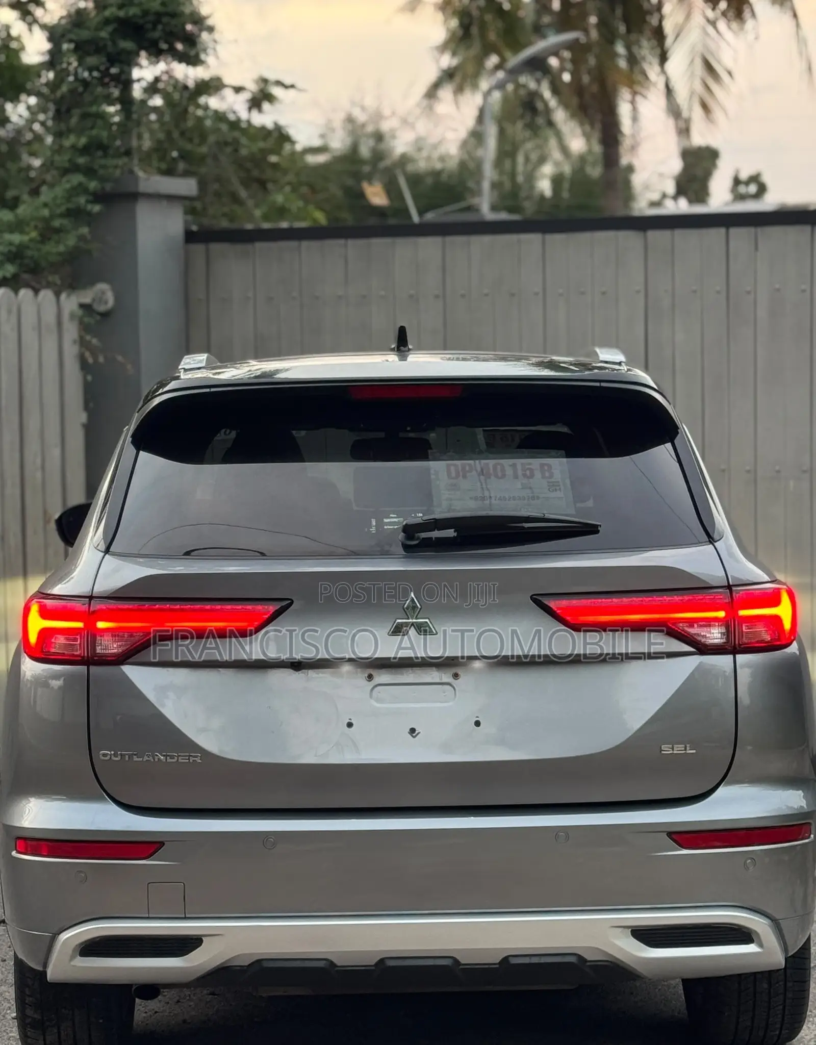 Mitsubishi Outlander SEL Platinum Edition 2024 Gray