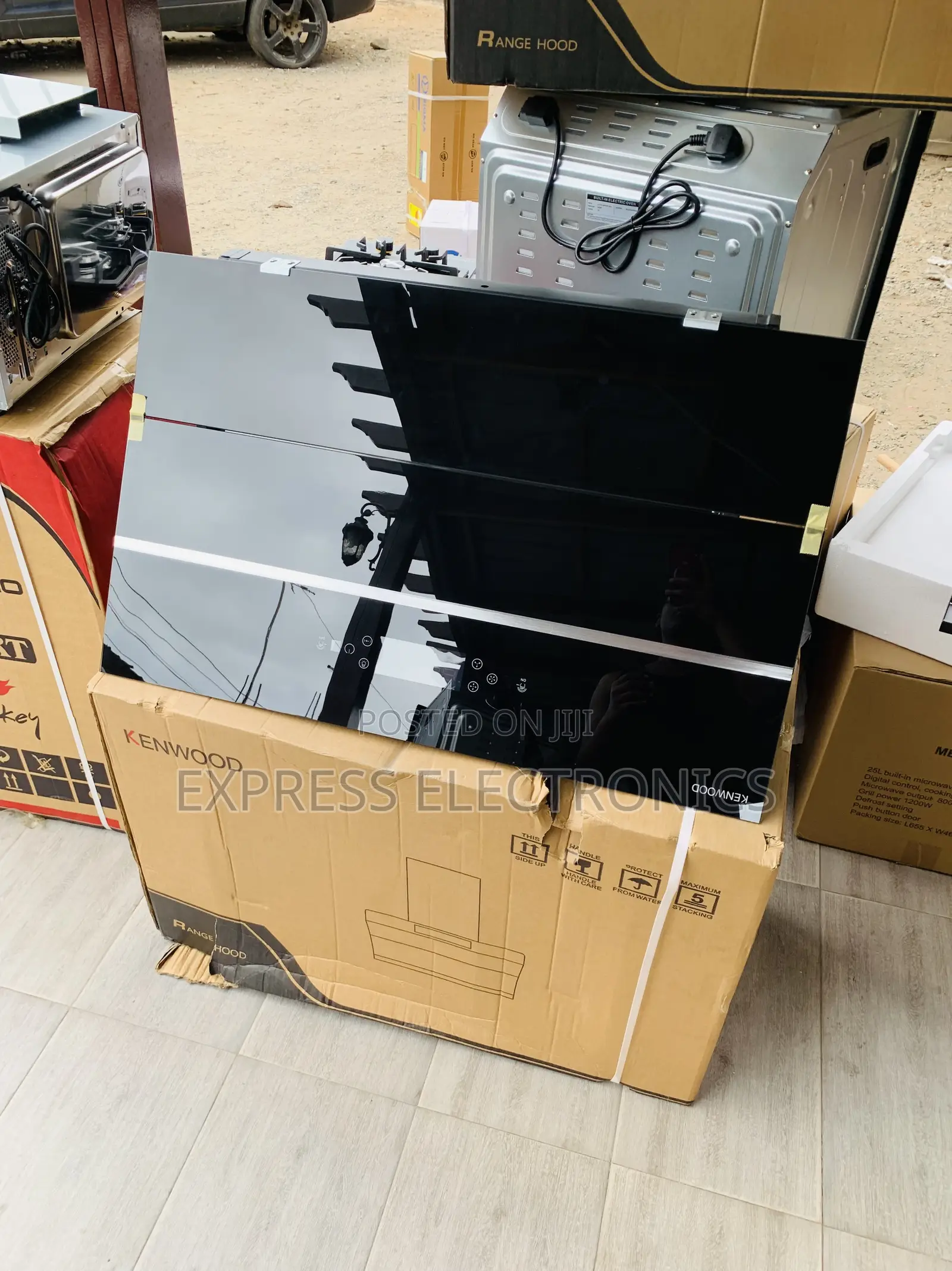 Kenwood 90cm Incline Extractor With Wave Sensor Filter