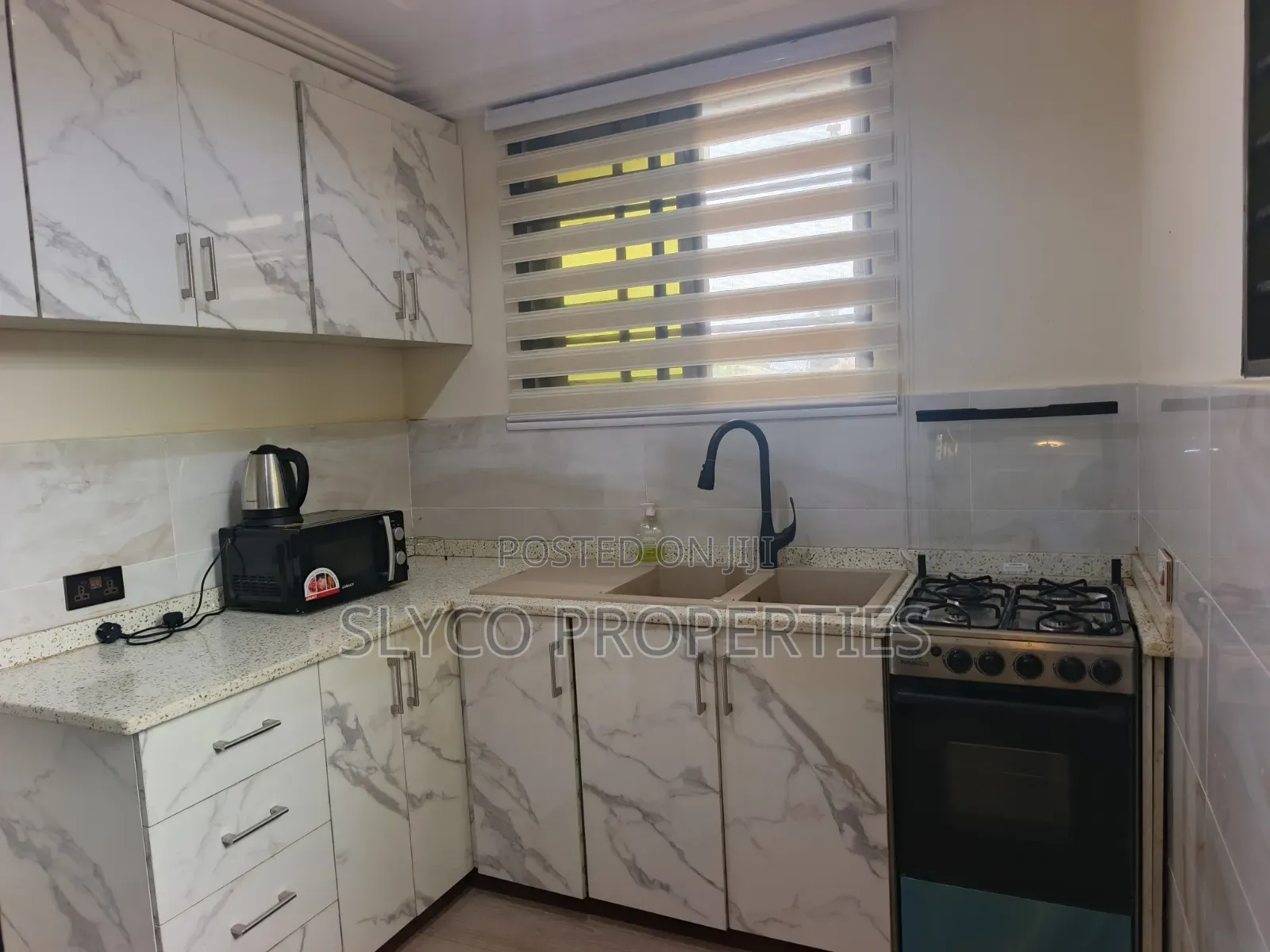 Executive Fully Furnished Two Bedroom Apartment for Short Stay
