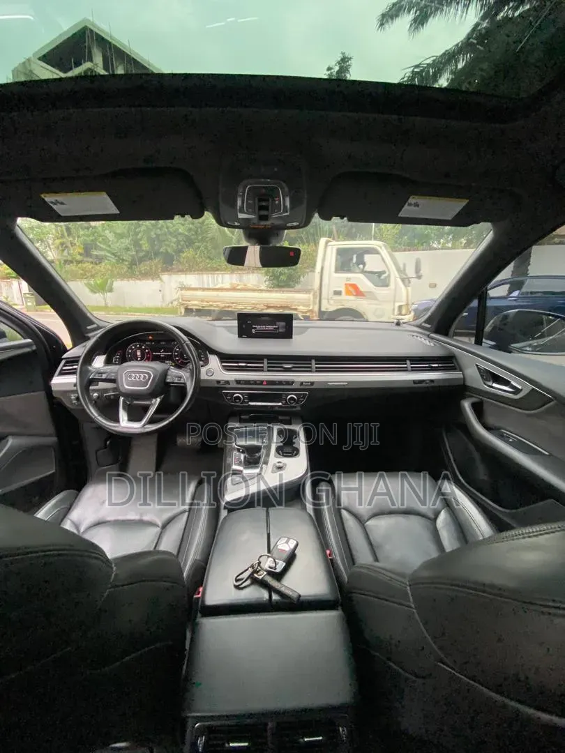 Audi Q7 3.0T Premium AWD quattro 2018 Gray