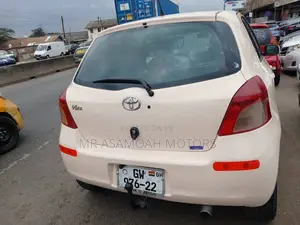 Toyota Vitz 2010 Brown