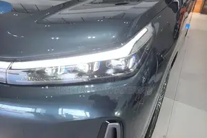 New Geely Galaxy Starshine 8 2025 Blue