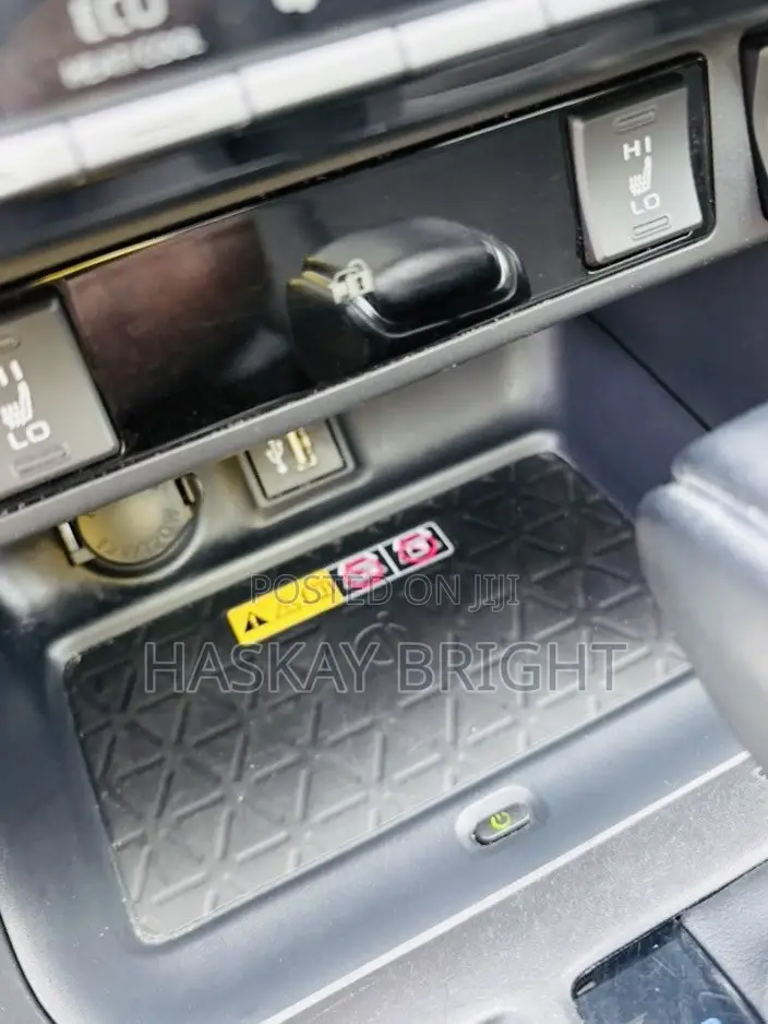 Toyota RAV4 2024 Black