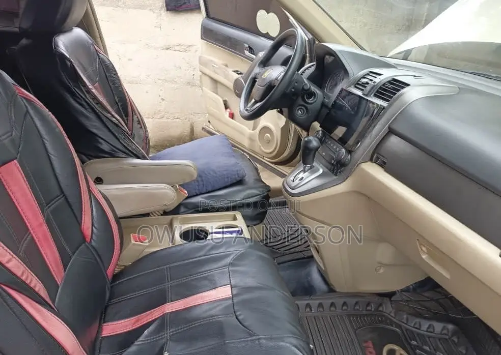 Honda CR-V 2010 Gold