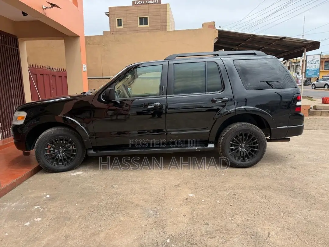 Ford Explorer Eddie Bauer 4x4 (4.0L 6cyl 5A) 2006 Black
