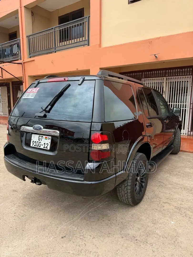 Ford Explorer Eddie Bauer 4x4 (4.0L 6cyl 5A) 2006 Black