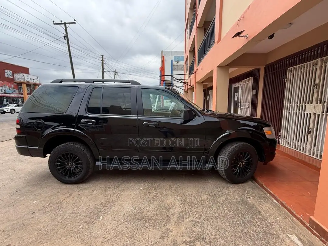 Ford Explorer Eddie Bauer 4x4 (4.0L 6cyl 5A) 2006 Black