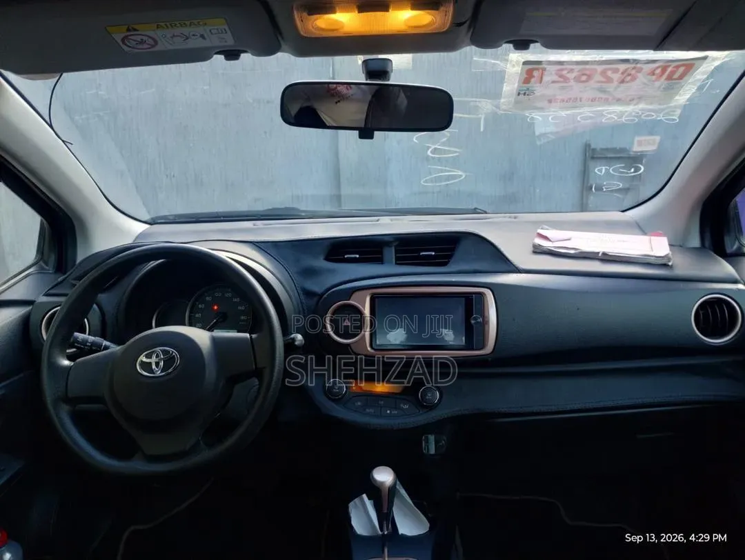 Toyota Vitz 1.3 AWD 5dr 2013 Burgundy