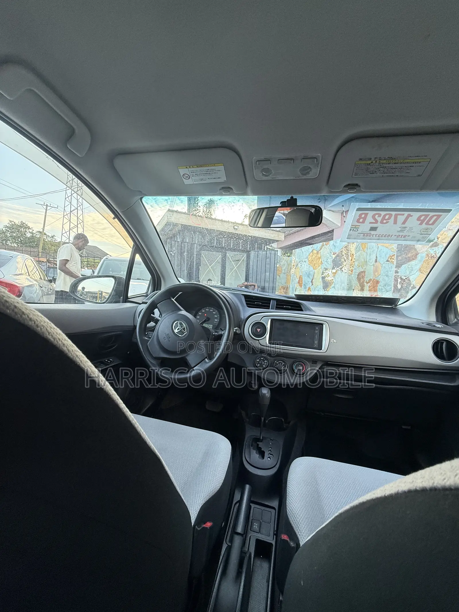 Toyota Vitz 1.5 FWD 3dr 2013 White