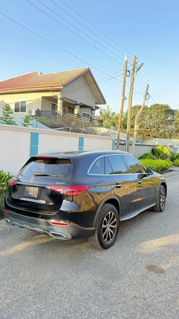 Mercedes-Benz GLC-Class GLC 300 2024 Black