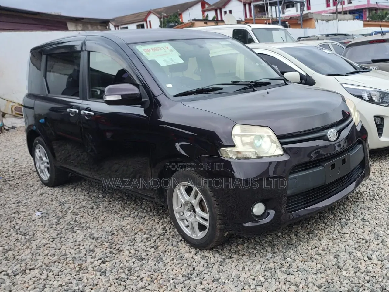 Toyota Sienta 1.5 FWD 2014 Black