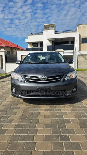 Toyota Corolla Altis 2013 Gray