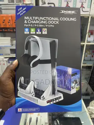 DOBE Multifunctional Cooling Charging Dock for PS5