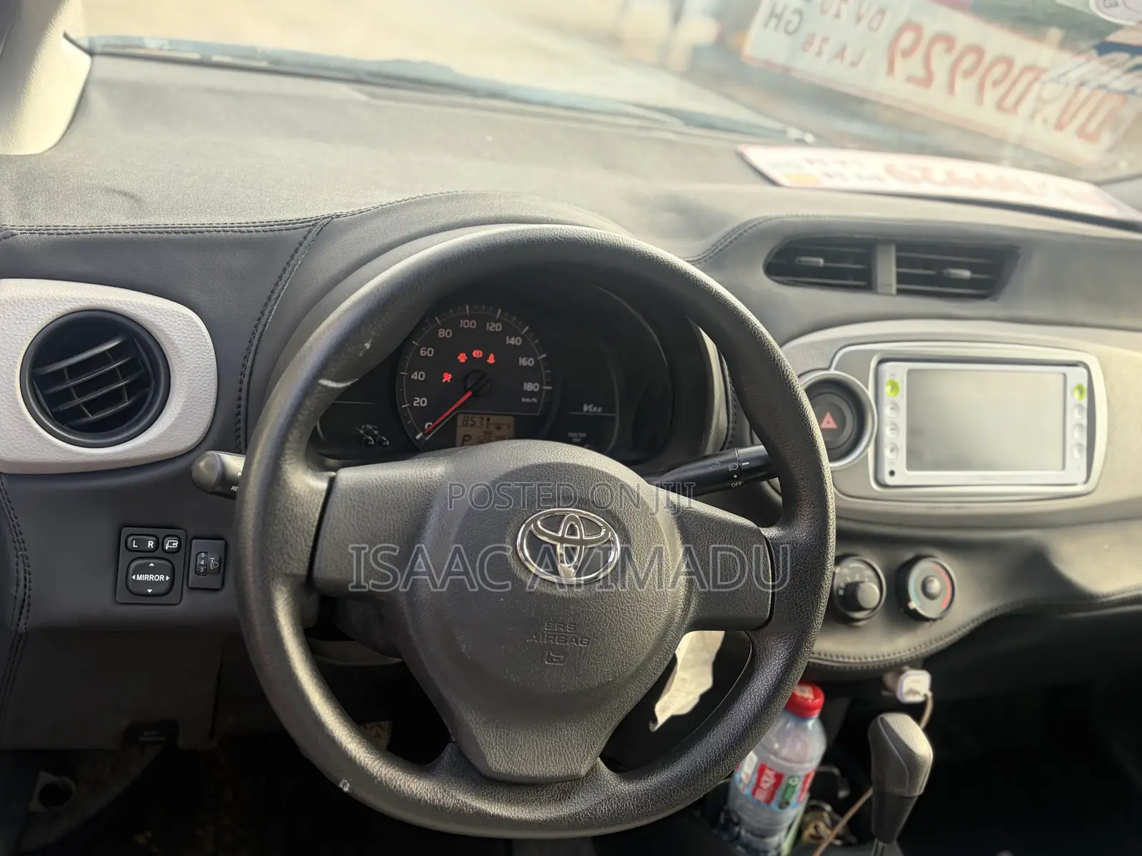 Toyota Vitz 2012 White
