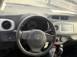 Toyota Vitz 2012 White