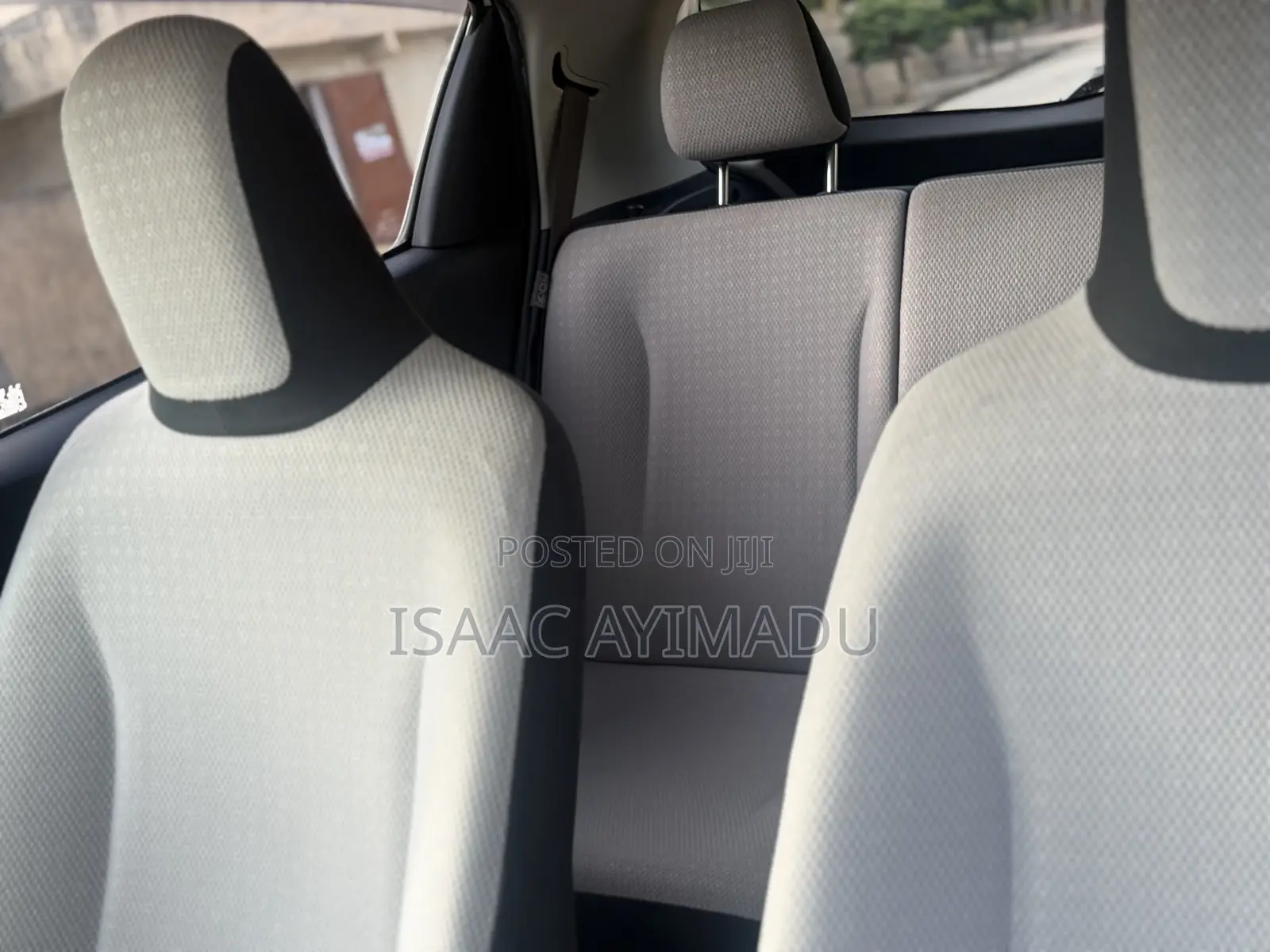 Toyota Vitz 2012 White