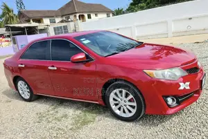 Toyota Camry LE 4dr Sedan (2.5L 4cyl 6A) 2014 Red