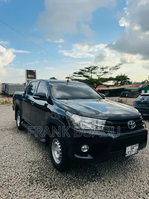 Toyota Hilux 2018 Black