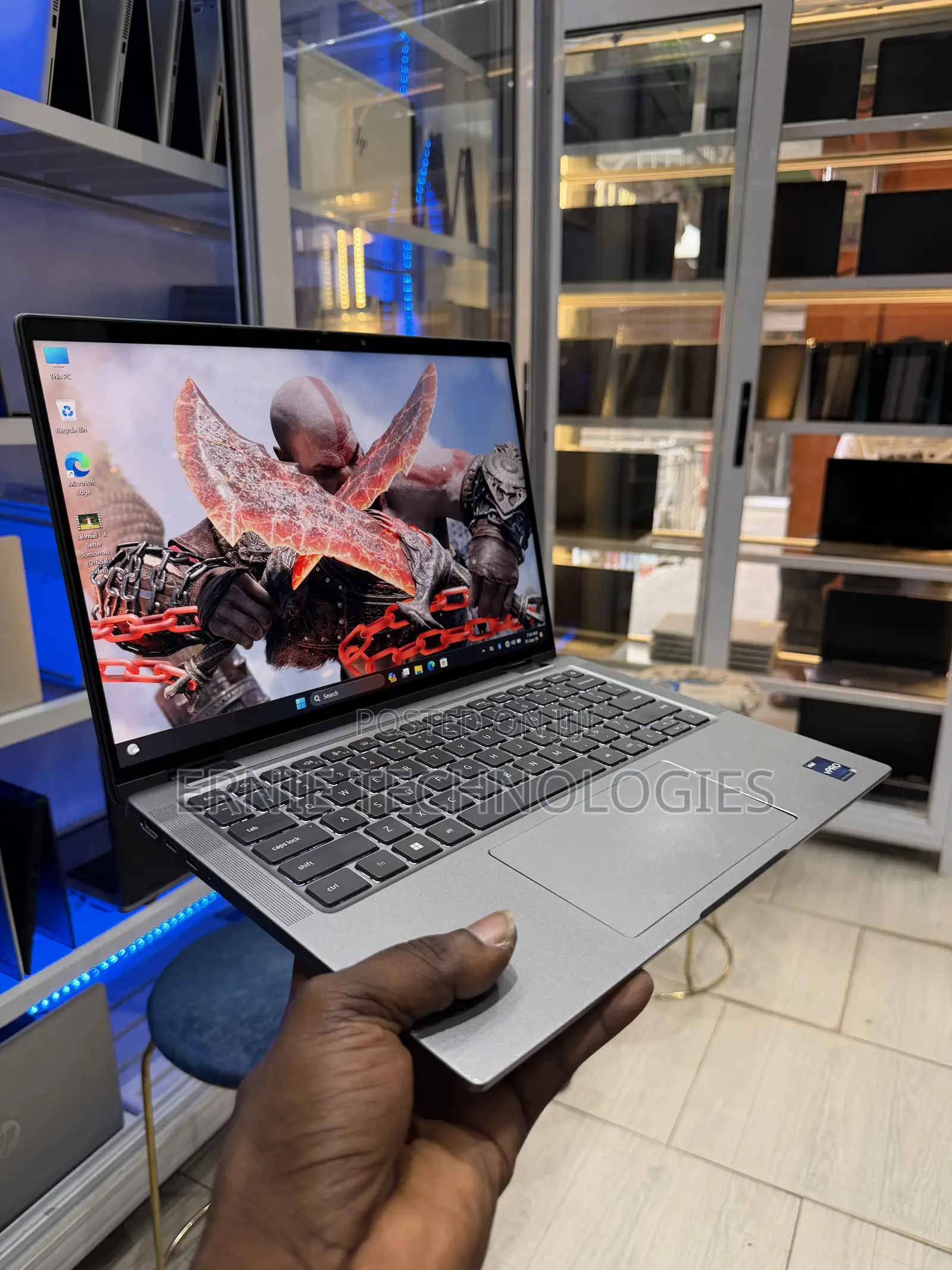 Laptop Dell Inspiron 14 7440 2-in-1 32GB Intel Core i7 SSD 512GB