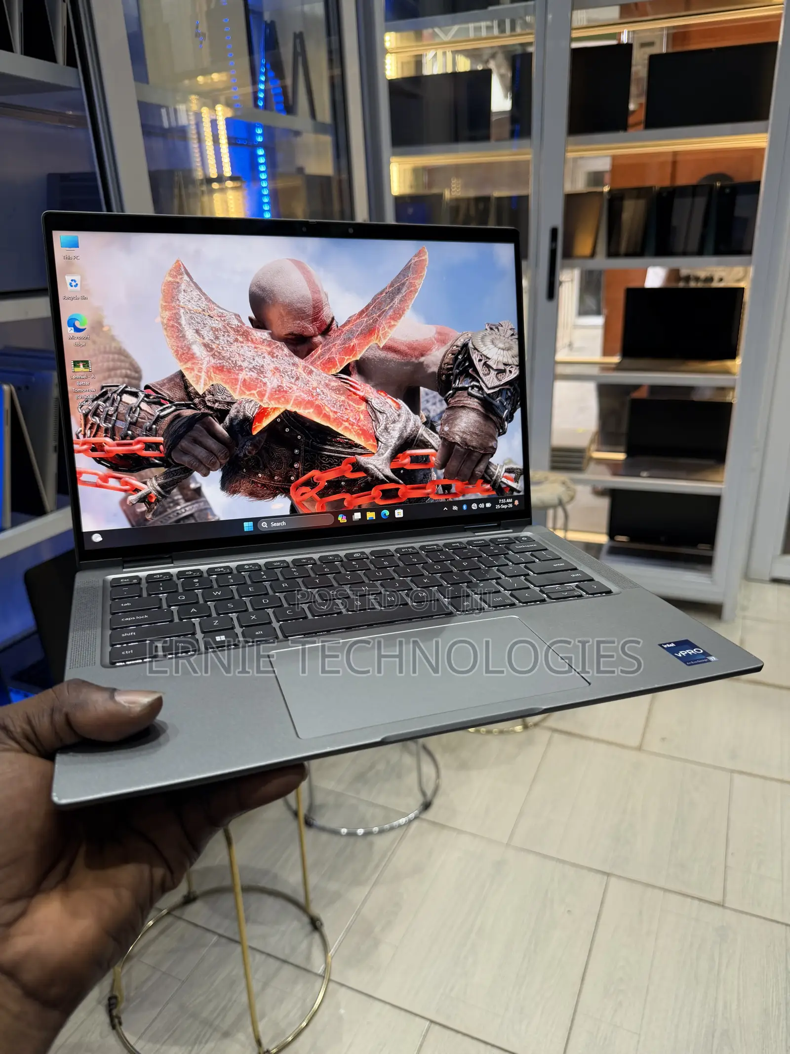 Laptop Dell Inspiron 14 7440 2-in-1 32GB Intel Core i7 SSD 512GB