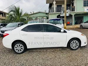 Toyota Corolla 2027 White