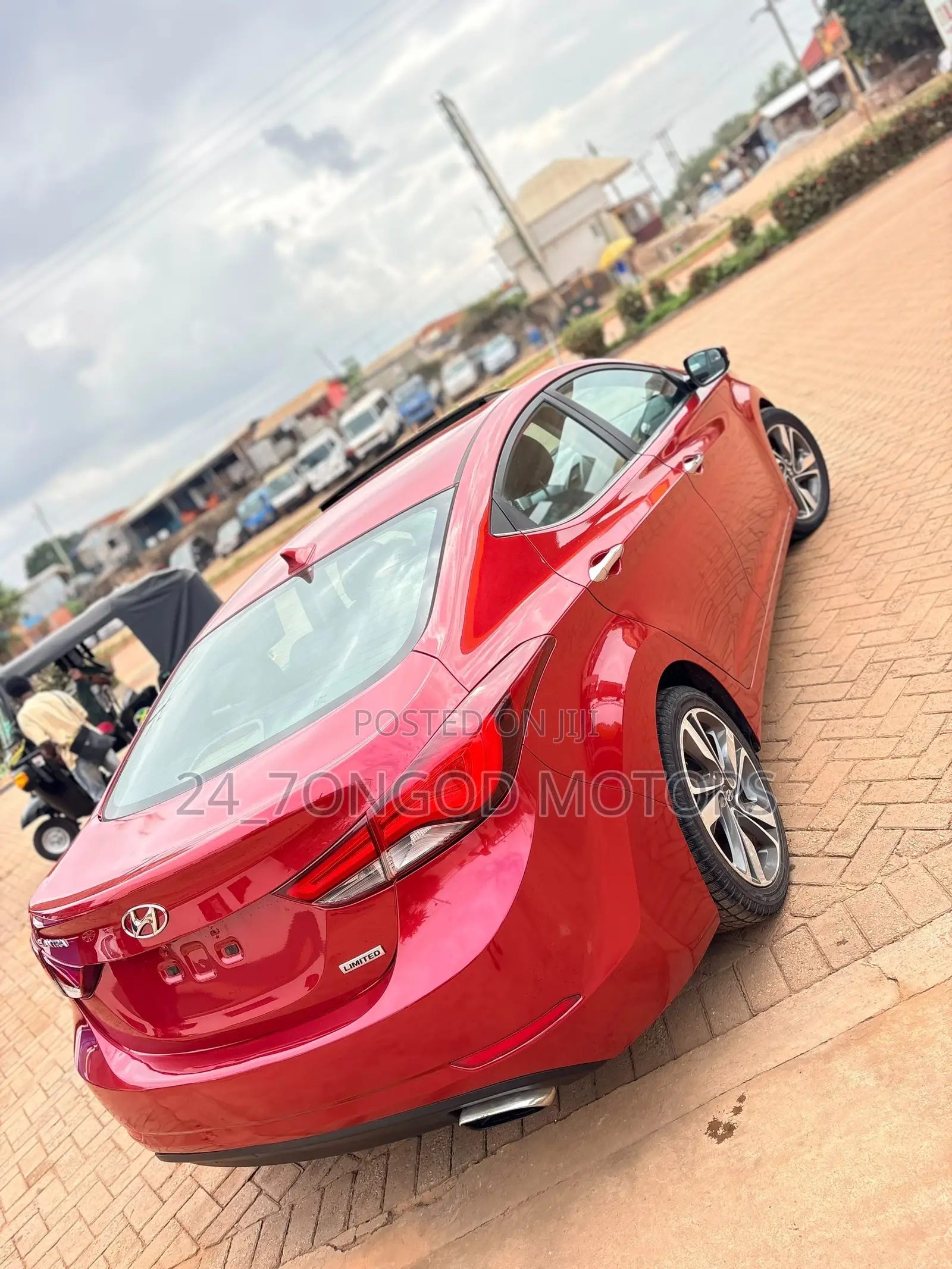 Hyundai Elantra Limited 4dr Sedan (1.8L 4cyl 6A) 2015 Red