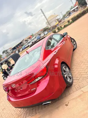 Hyundai Elantra Limited 4dr Sedan (1.8L 4cyl 6A) 2015 Red