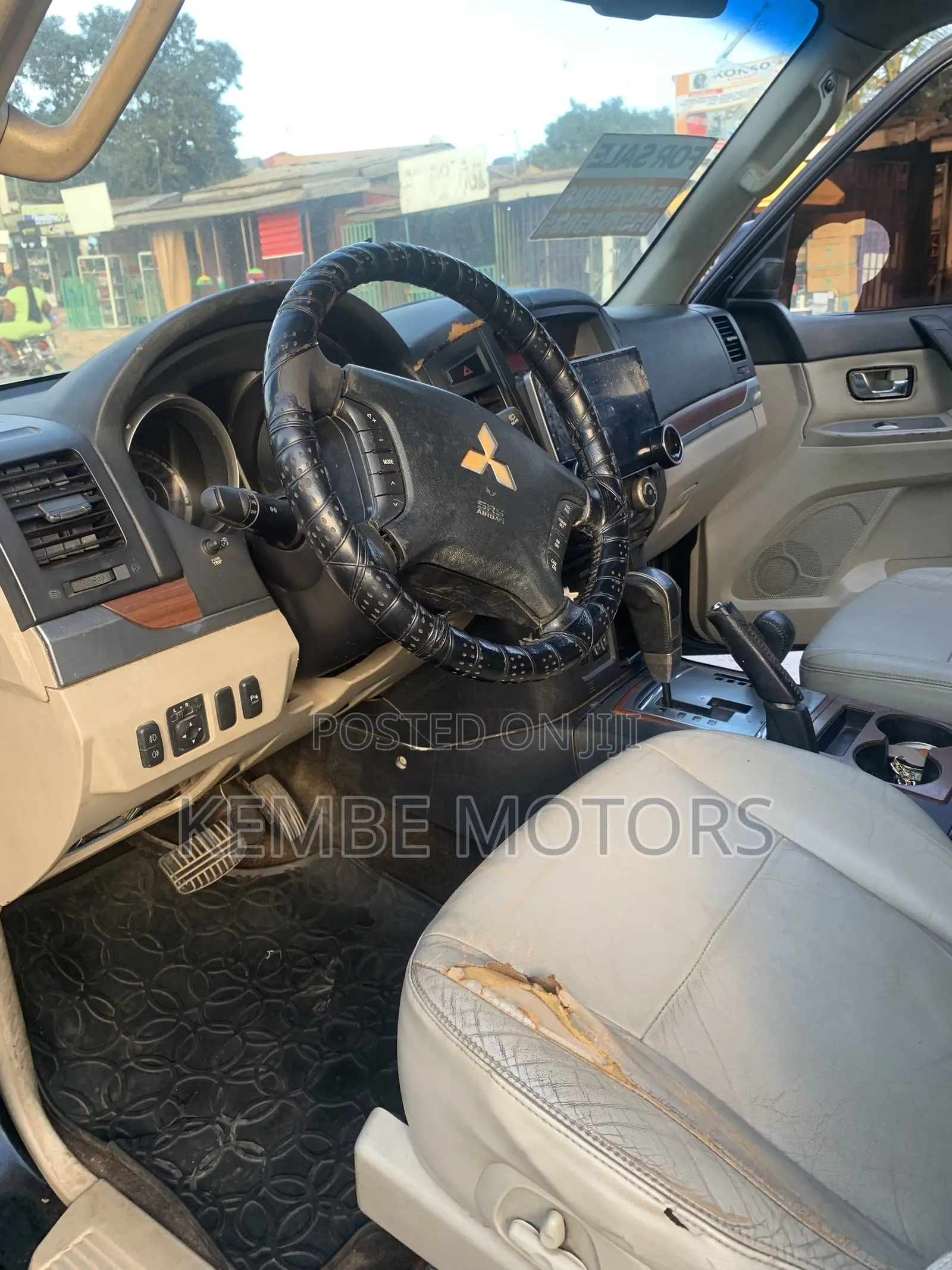Mitsubishi Pajero 2011 Black
