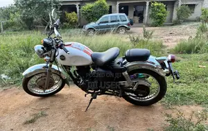 Kawasaki Bike 1982 White