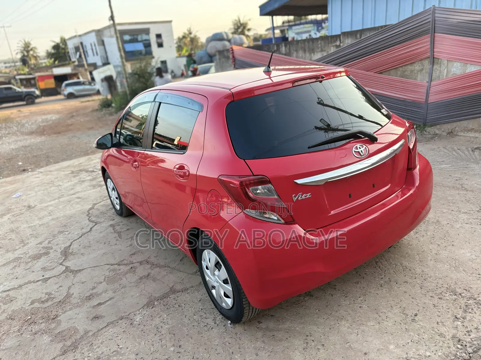 Toyota Vitz 1.3 FWD 5dr 2016 Red