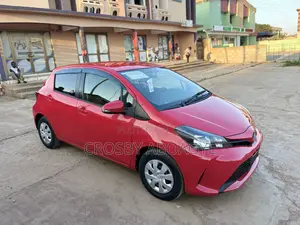 Toyota Vitz 1.3 FWD 5dr 2016 Red