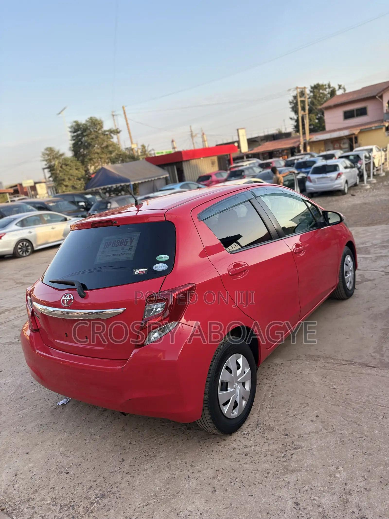 Toyota Vitz 1.3 FWD 5dr 2016 Red