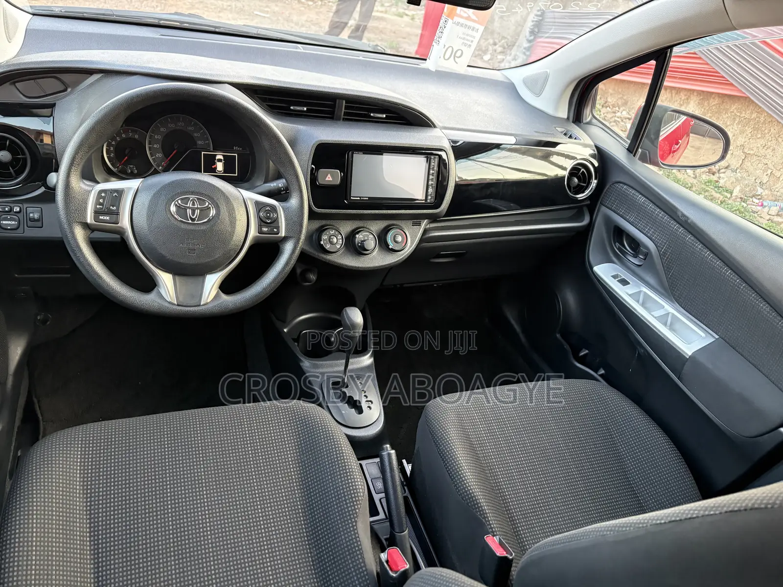 Toyota Vitz 1.3 FWD 5dr 2016 Red