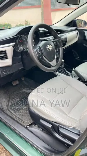 Toyota Corolla LE Eco Plus 4dr Sedan (1.8L 4cyl CVT) 2015 Green