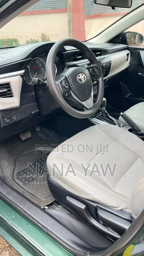 Toyota Corolla LE Eco Plus 4dr Sedan (1.8L 4cyl CVT) 2015 Green