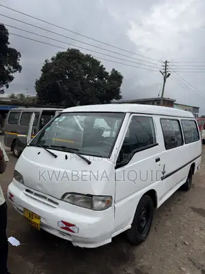 Hyundai H-100 2004 White