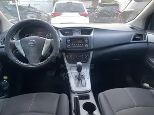Nissan Sentra S 4dr Sedan (1.8L 4cyl CVT) 2015 Silver