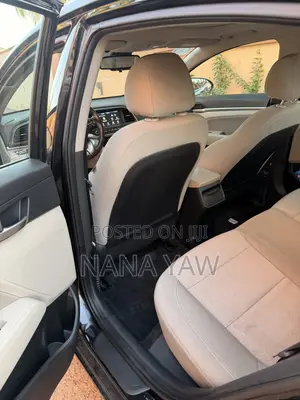Hyundai Elantra Value Edition 2019 Black