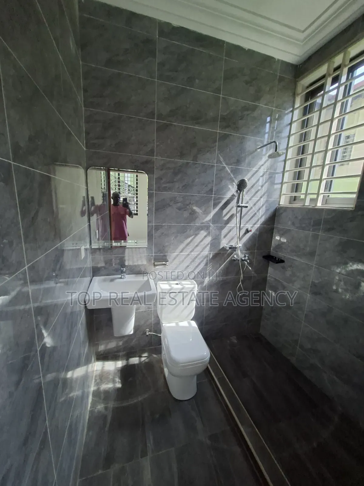 2bdrm Apartment in Oyarifa Kb,, Owusu Ansah for rent
