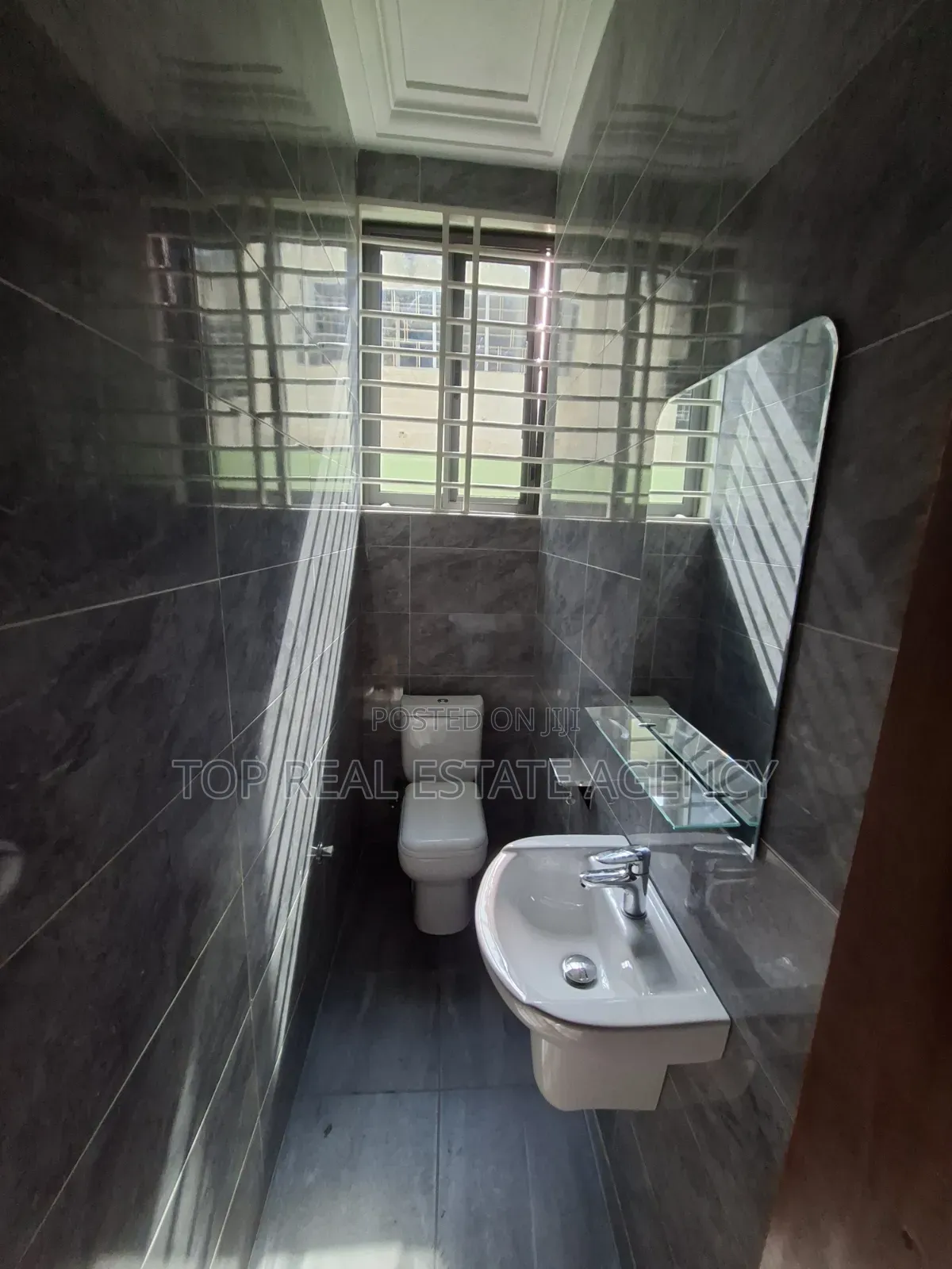 2bdrm Apartment in Oyarifa Kb,, Owusu Ansah for rent