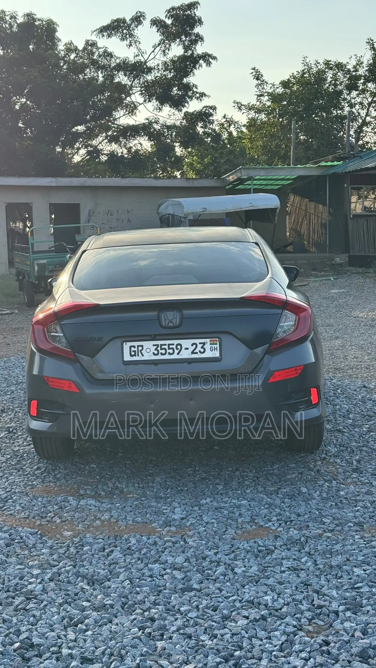Honda Civic LX 4dr Sedan (2.0L 4cyl) 2016 Gray