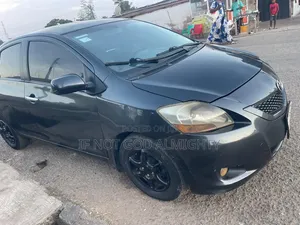 Toyota Yaris 2009 Blue