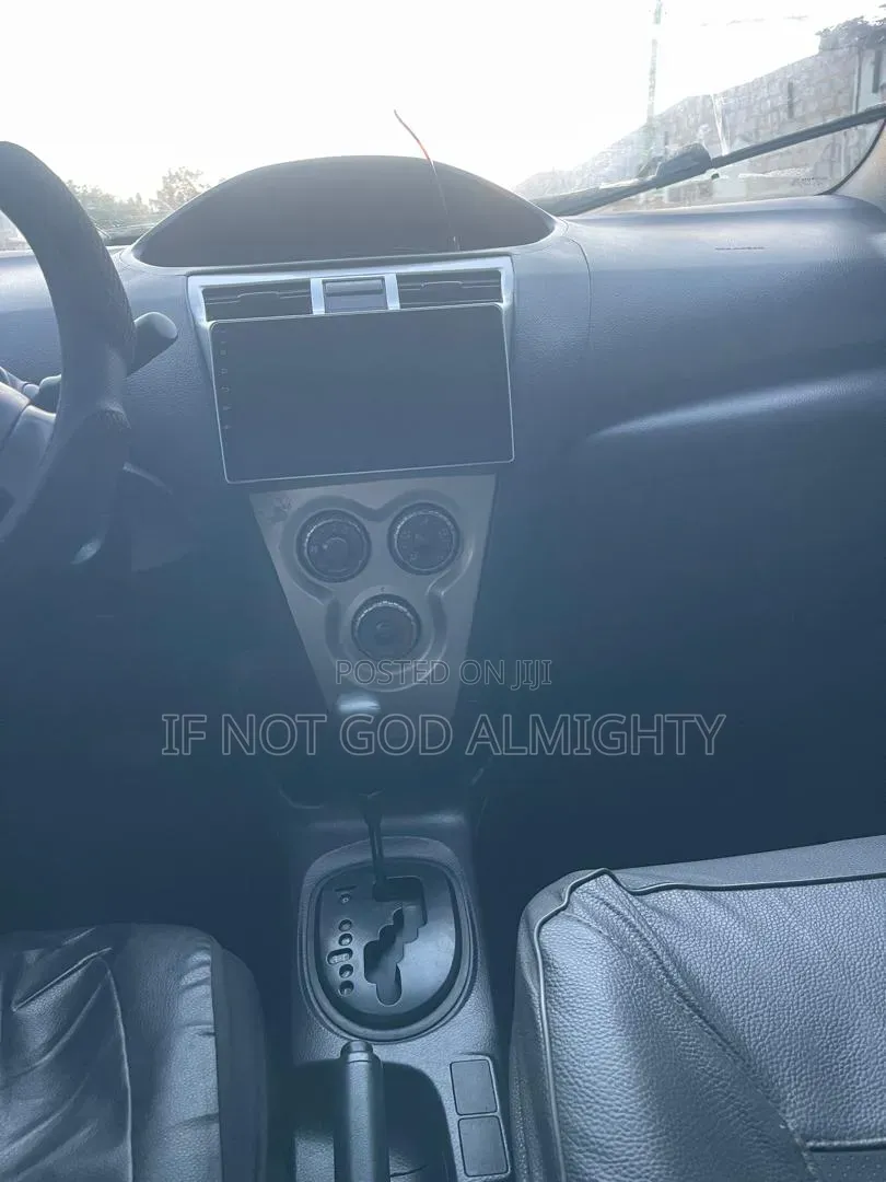 Toyota Yaris 2009 Blue