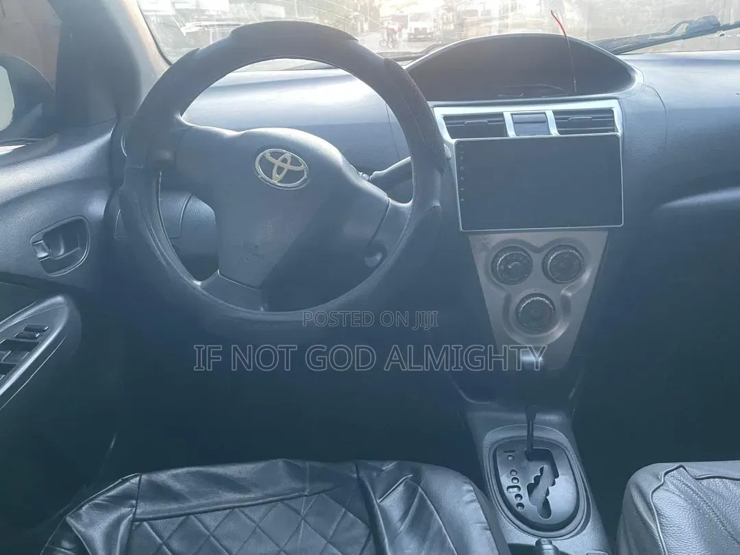 Toyota Yaris 2009 Blue