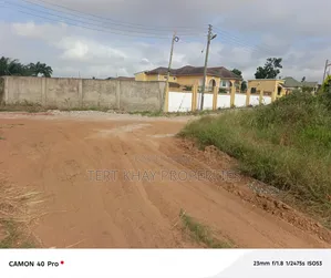 Quarter Plot of Land for Sale at Manet